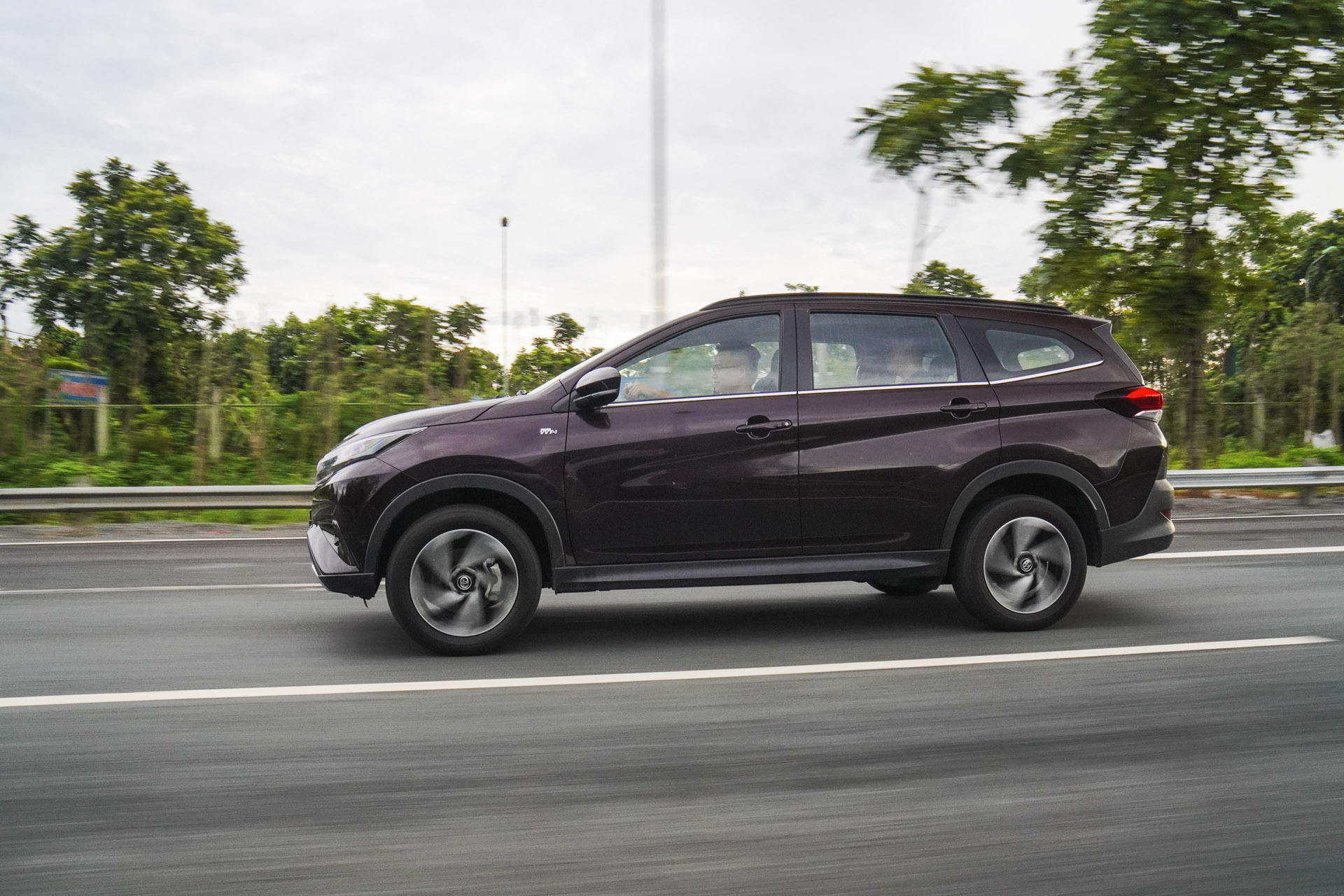 Đánh giá Toyota Rush 2020: SUV đa năng giá 668 triệu | Báo Dân trí